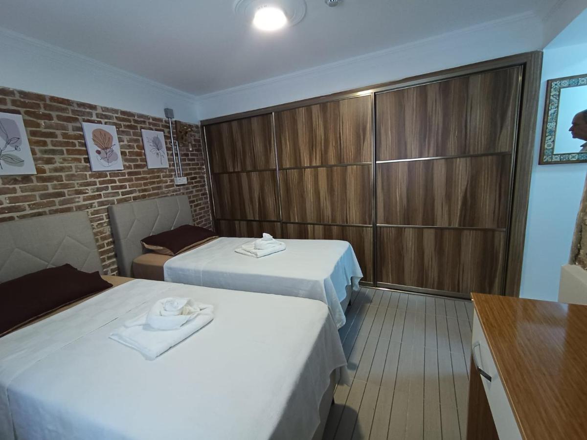 Otelia Pansiyon Ayvalı Exteriör bild