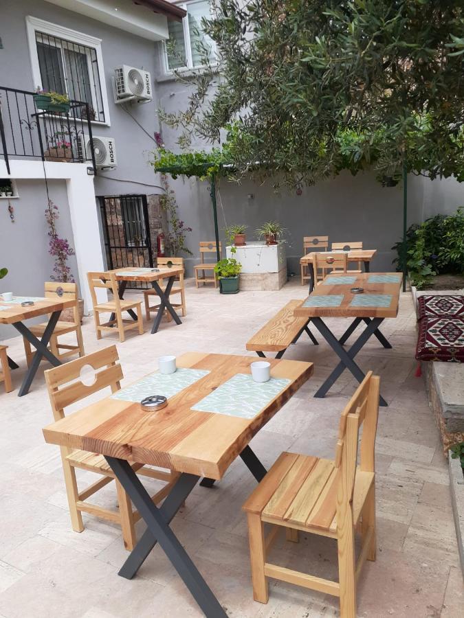 Otelia Pansiyon Ayvalı Exteriör bild