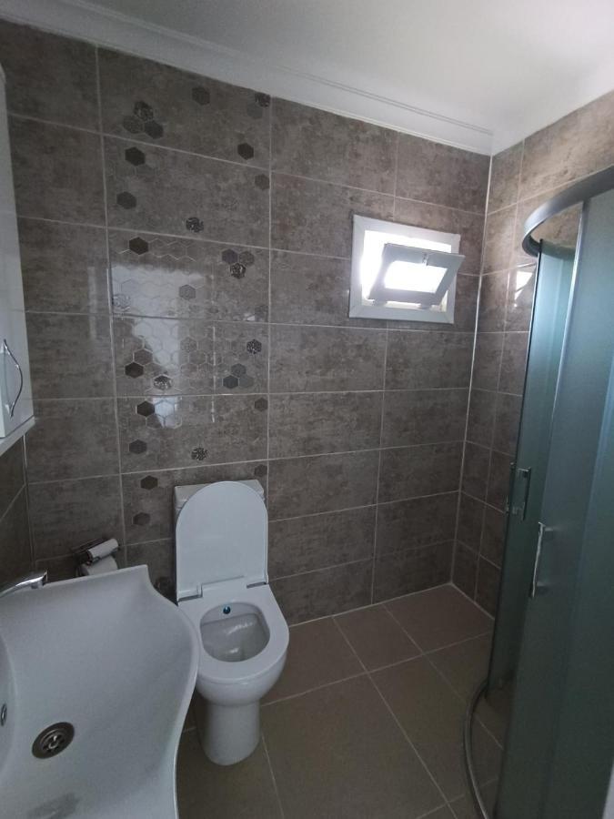 Otelia Pansiyon Ayvalı Exteriör bild